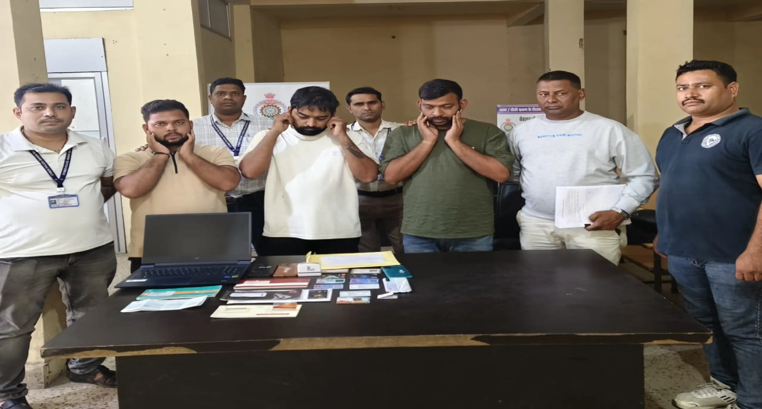 11 राज्यों में 50 शिकायतें, 4 करोड़ की धोखाधड़ी… छत्तीसगढ़ पुलिस ने किया गिरफ्तार