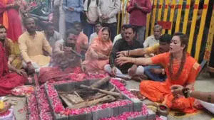 Ujjain khade hanuman Sadhvi harshanand sadbudhhi yagya demand hanuman temple