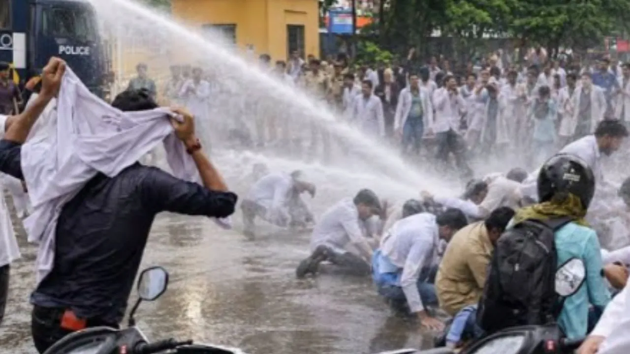 Two police personnel reassigned to police lines in lathi-charge case.