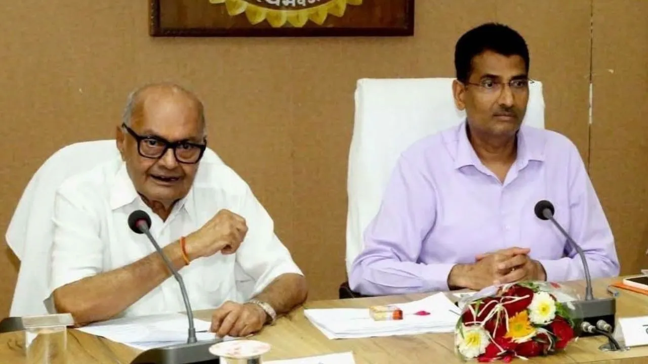 MLA Jayant Malaiya