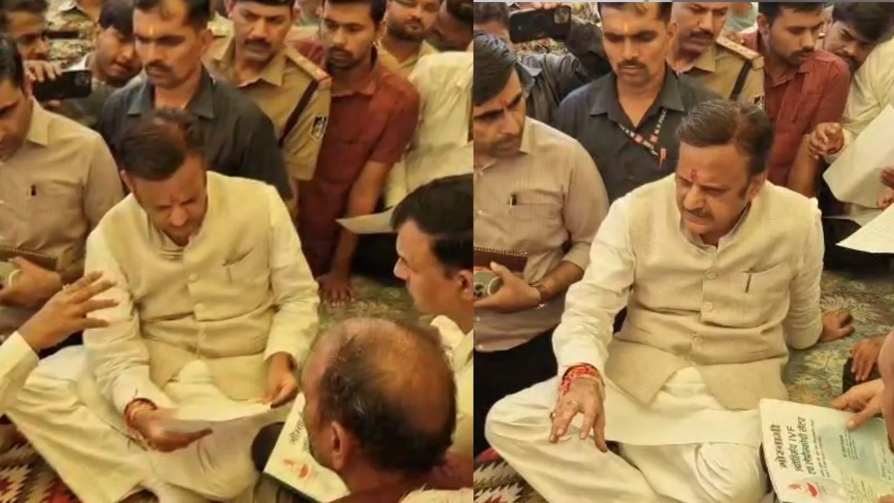Deputy Chief Minister Rajendra Shukla meeting the family members.
