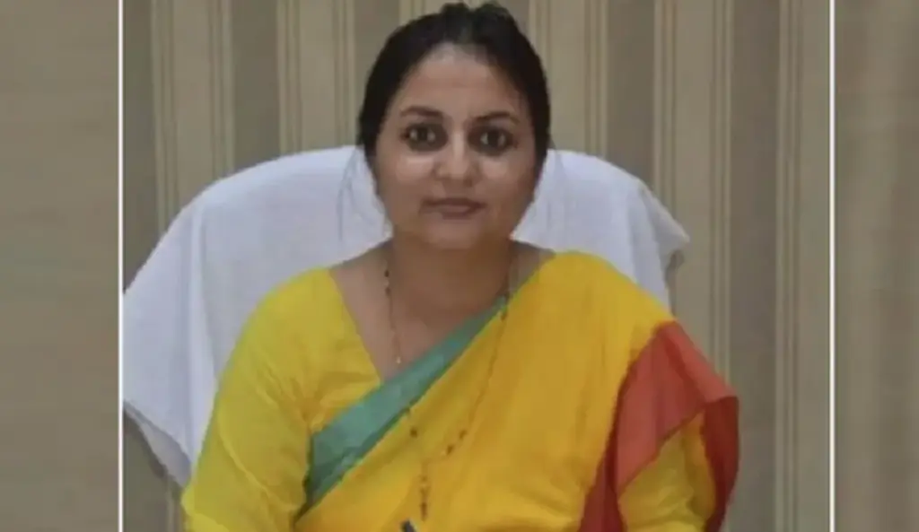 IAS Preeti Maithil