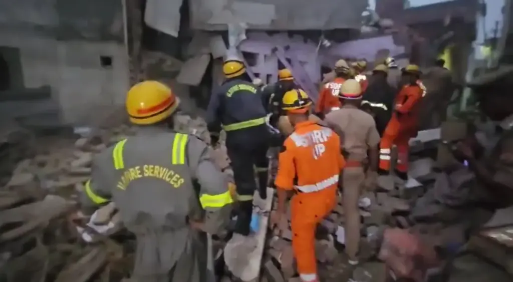 Varanasi Patakha Factory Blast