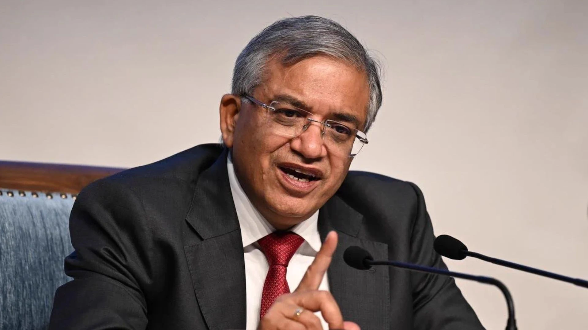 gyanesh kumar