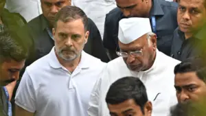 rahul gandhi and kharge (1)