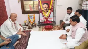 CM Mohan Yadav met the family members of the deceased BJP leader Divya Rishi.