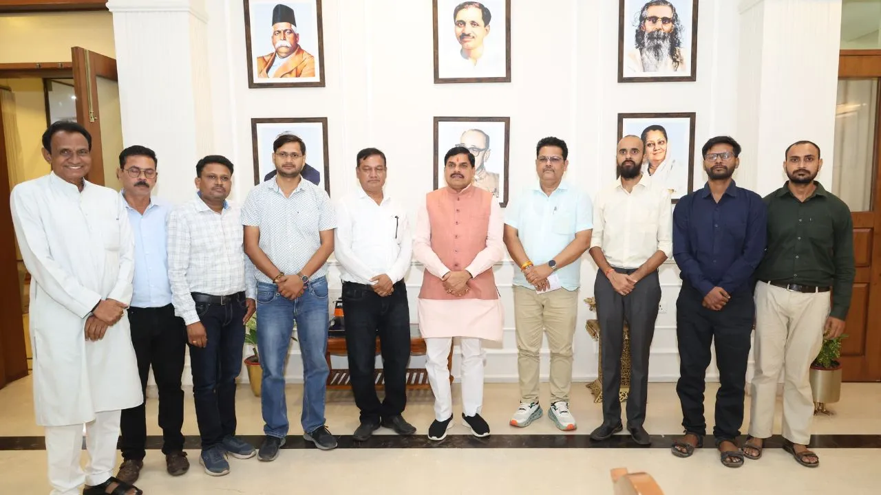 Patwari delegation meets CM Mohan Yadav