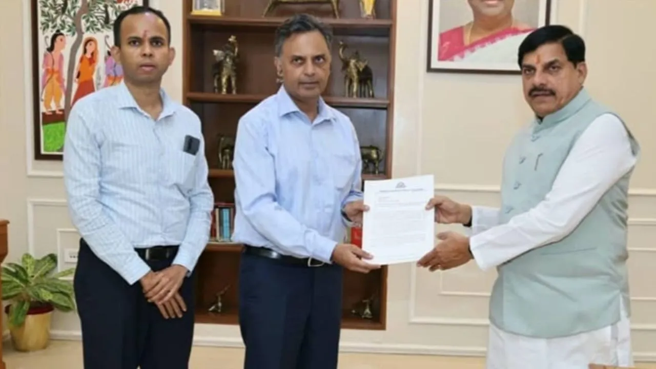 IAS Association met with the CM