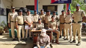 The police apprehended the accused.